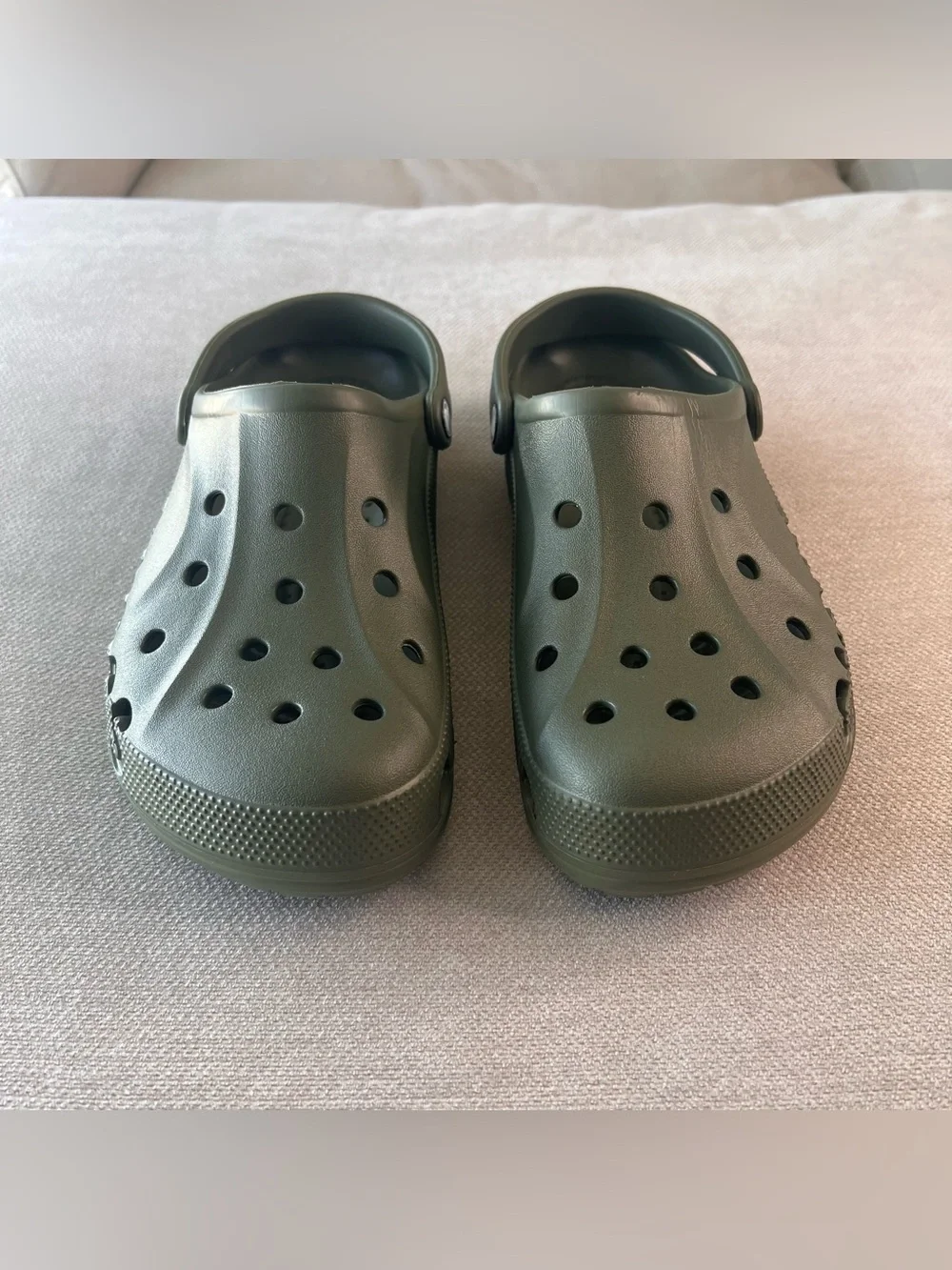 Crocs Baya Clogs Army Green Unisex Men’s 9 Women’s 11 Comfort Summer Sandals